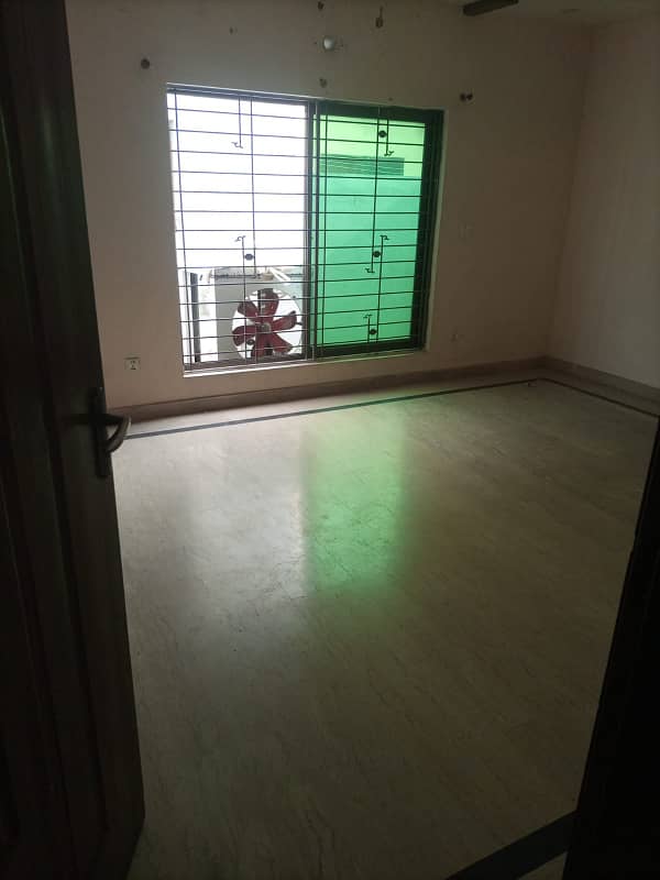 10 Marla upper portion for rent in Johar town for Family and female vip portion 21