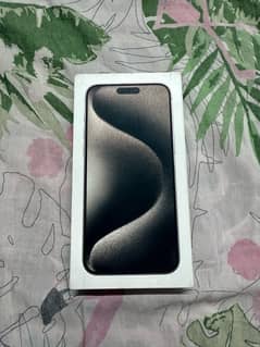 IPHONE 15 PRO MAX 256 GB NATURAL TITANIUM DUAL PHYSICAL NON PTA.