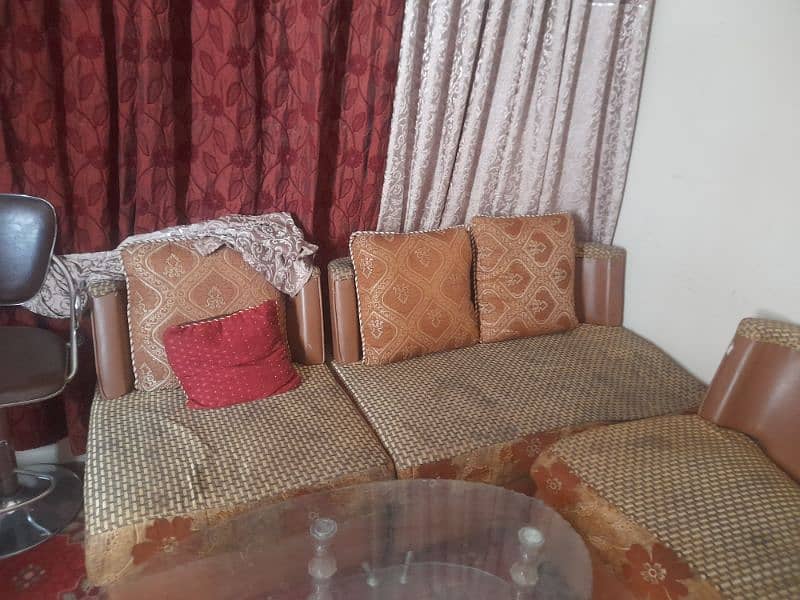 7 seater sofa set with pillows 1