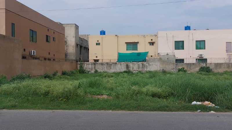 20 Marla 60 Feet Road Semi Commercial Best Location Near Park Mosque Market Plot For Sale 1