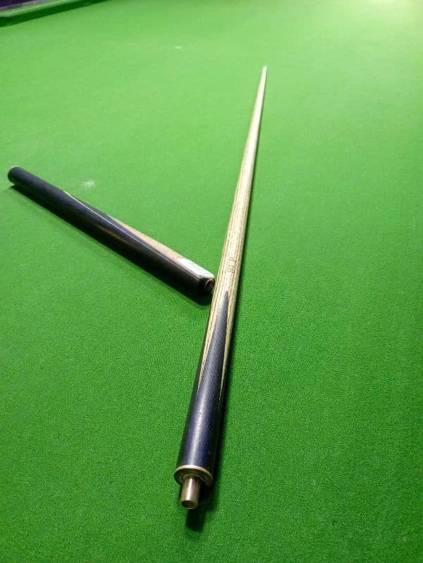 BLP CLASSIC CUE Handmade IN USED 10/10 CONDITION 9.6mm Tip 4