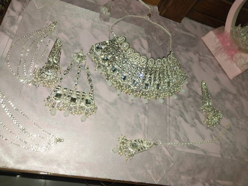 one time used bridal jewellery set complete 3