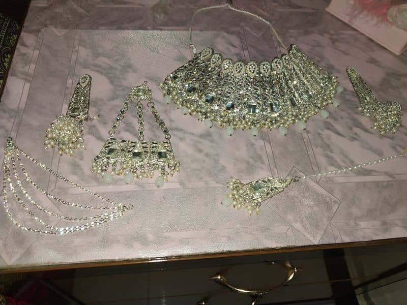 one time used bridal jewellery set complete 4