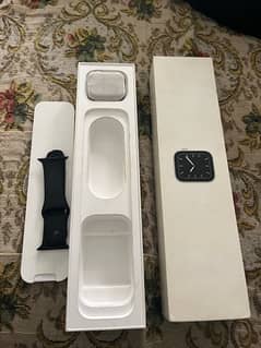 apple Watch series 5 44MM