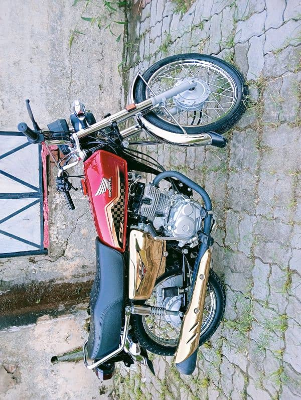 cg 125 Golden edition 1