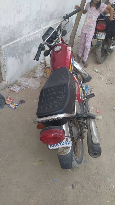 HONDA 125 bahawalpur number 0#3#0#0#2#0#6#5#8#3#2 0