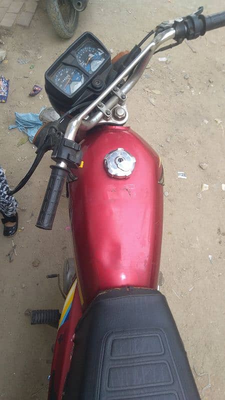 HONDA 125 bahawalpur number 0#3#0#0#2#0#6#5#8#3#2 3