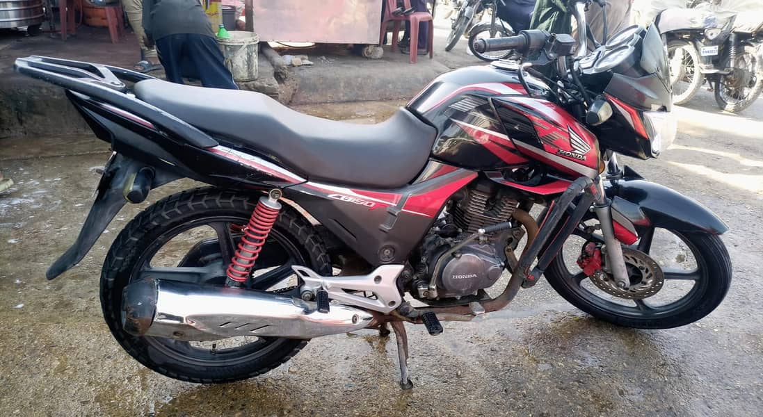 Honda CB 150F 2018, Karachi Number 2