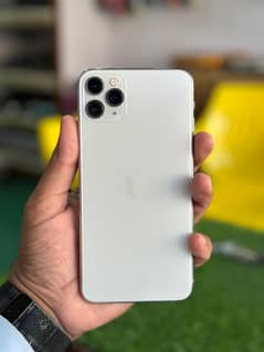 Iphone 11 pro max 256 GB PTA