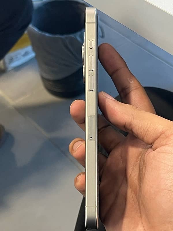 iPhone 15 Pro Max 512GB HK PTA Approved 4