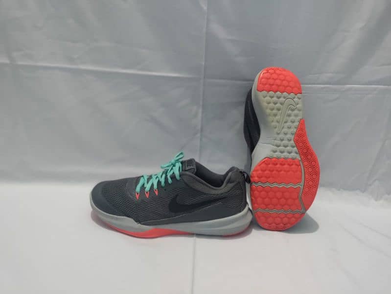 Branded Used Shoes Nike, Addidas,Air Jordan,New Balance,ASICS,Rebook. 17