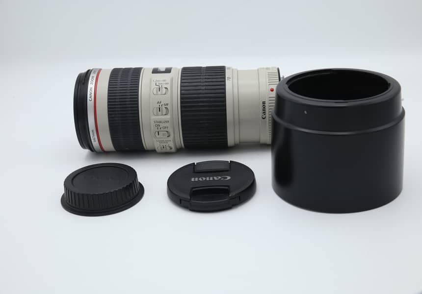 Canon 70-200mm f/4 L Series Lens – 10/10 Condition with IS system 1