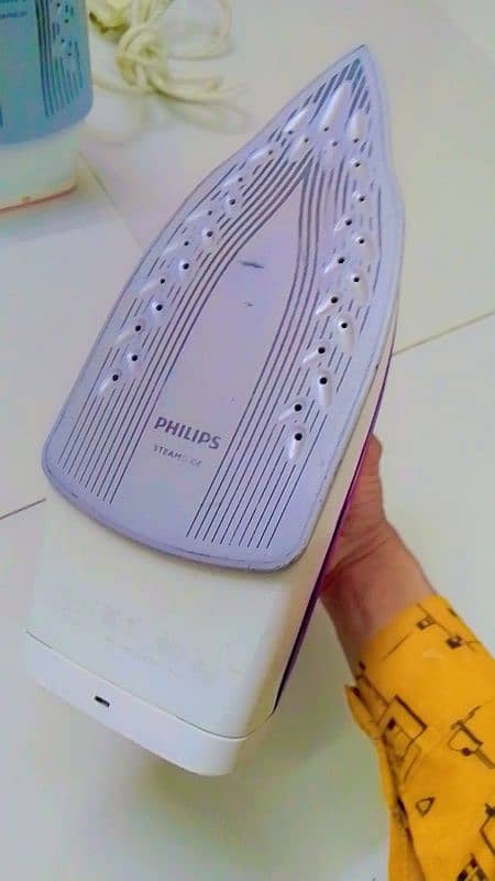 Philips iron 1