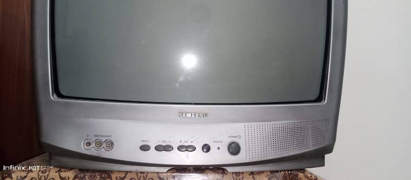 Samsung 21 inch T. V 1