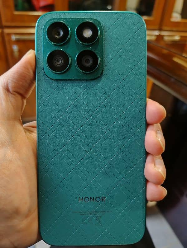 Honor X8b almost New 1