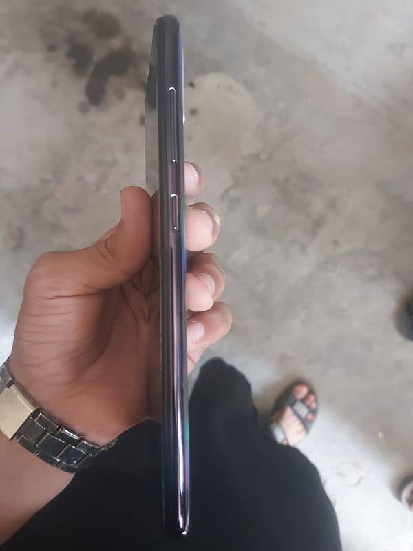 Samsung Galaxy a 70. . 6/128 gb 3