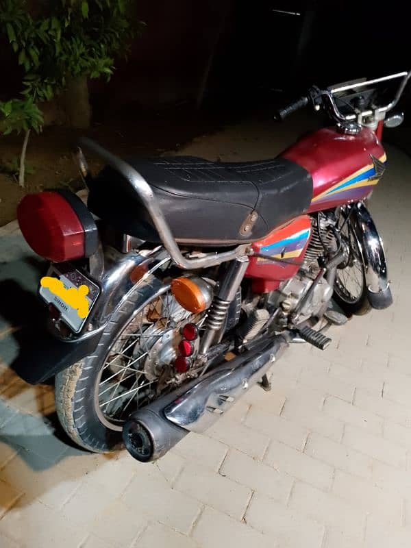 I am selling 125 bike 1