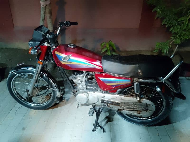 I am selling 125 bike 5