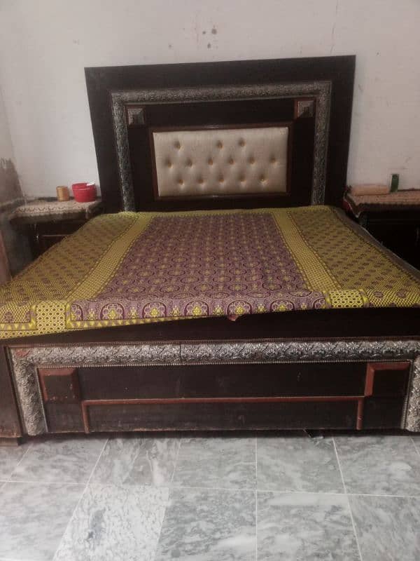 king size bed for sale 0