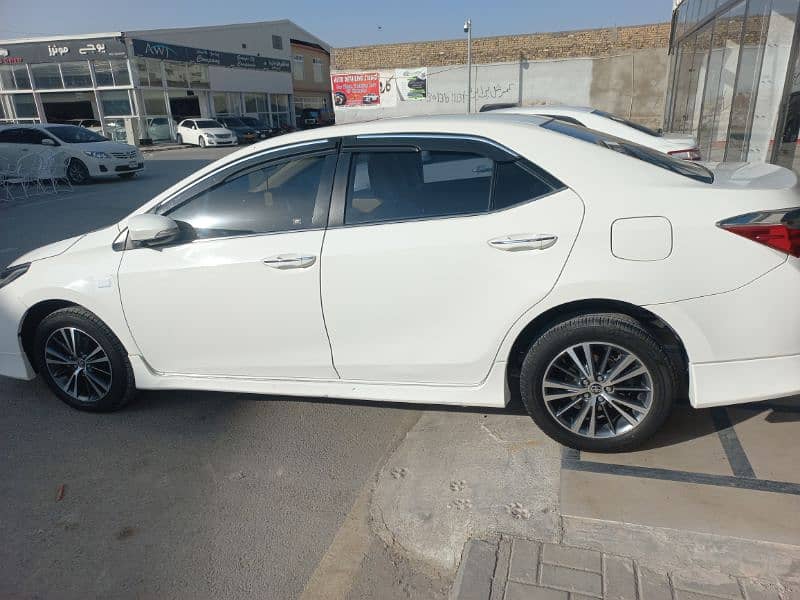 Toyota Corolla 1.8 D 2020 3