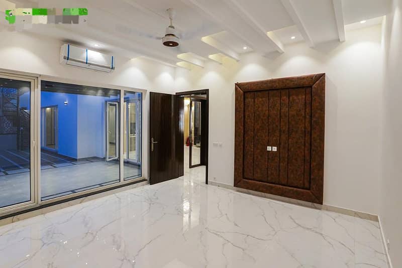 Top Of Line 02 Kanal Ultra Modern Upper Portion for RENT In DHA phase 5, Near Jalalsons And Big Park Hot Location 2