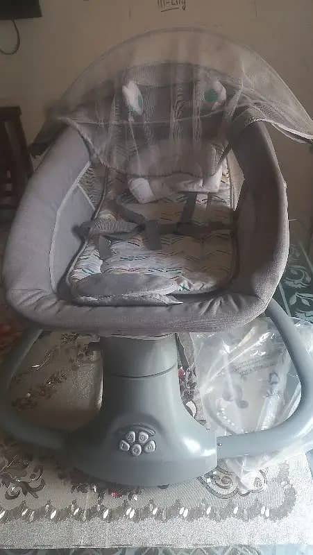 Kids Swing / Baby swing / Kids Bassinet for sale 1