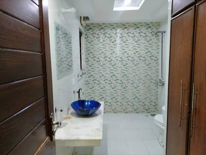 Prime Location 5 Marla Upper Portion Available For Rent In Lahore 5