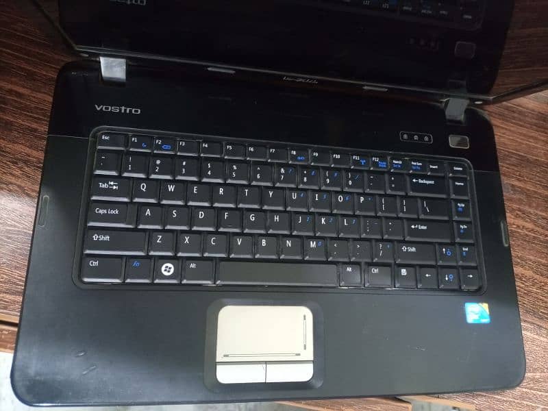 Dell Vostro 1015 3