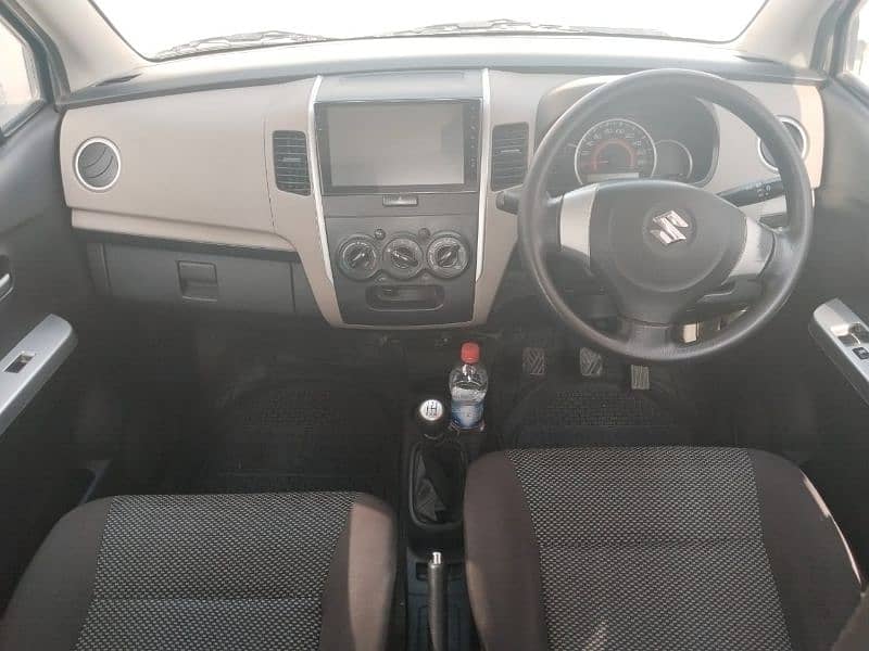 Suzuki Wagon R 2022 10