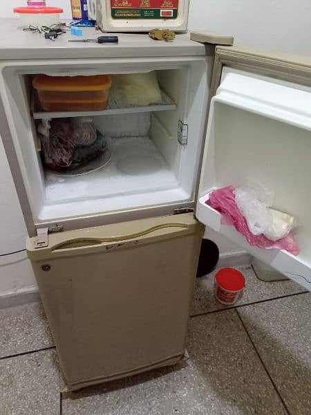 Fridge Dawlance 9 cubic - 32000 2