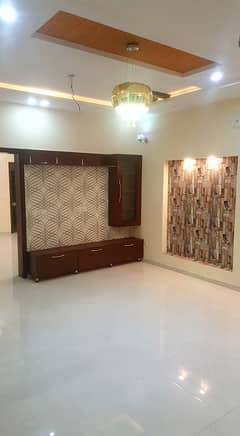 Beautiful 10 Marla Brand New Lower Portion For Rent In Park View City Lahore 0