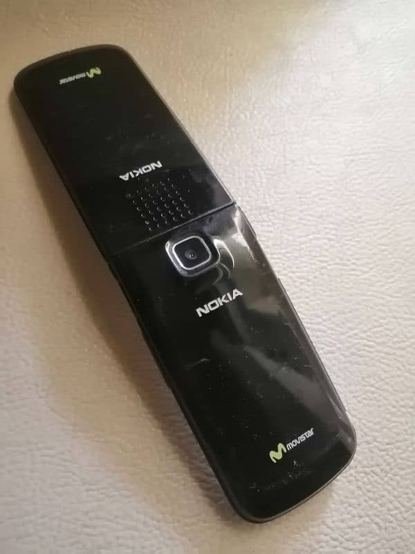 Nokia flip 2720a-c Romania 4