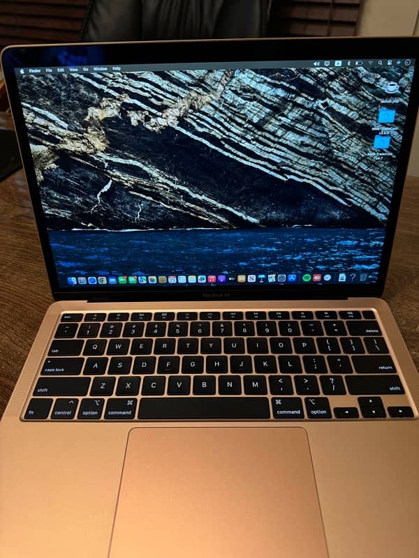 MacBook Air 13" Gold 2020 - Intel Core i3, 8GB/256GB 11