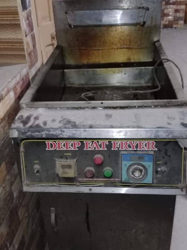 deep fat fryer 0