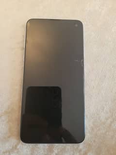 Samsung s10e 6+6/128 ,sim time available, exchange possible