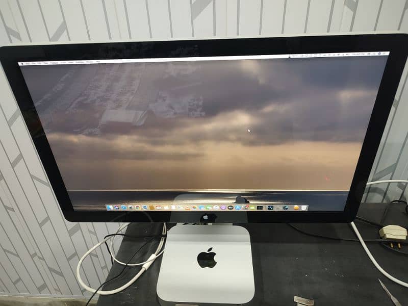 Mac Mini Late 2014 with Apple 27inch 2k Display 0