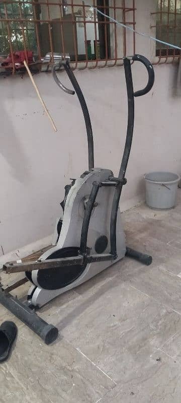 Elliptical For Sale in Used Condition 2