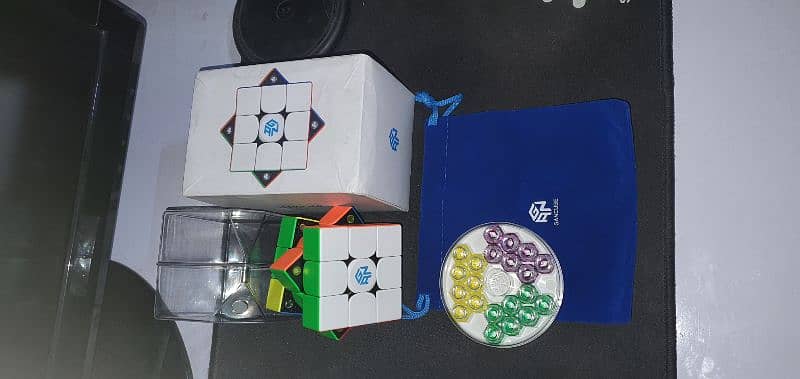 gan cubes combo for 15k see description 2