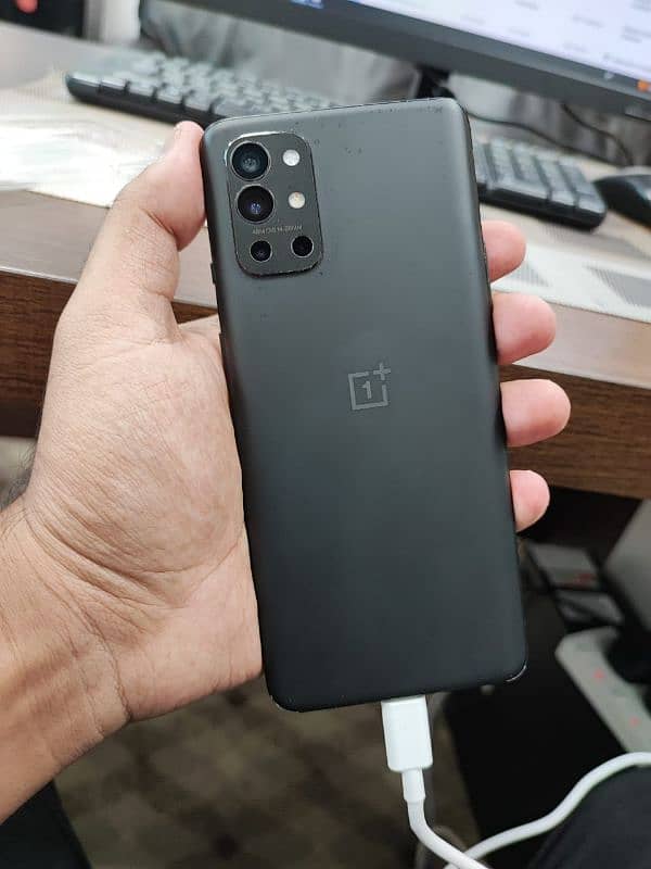 oneplus 9r 4