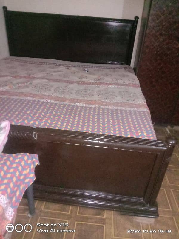 double bed brown color nice condition 1