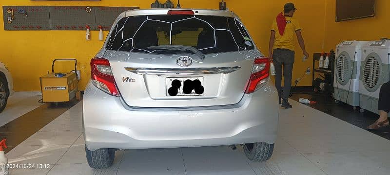 Toyota Vitz 2014 9