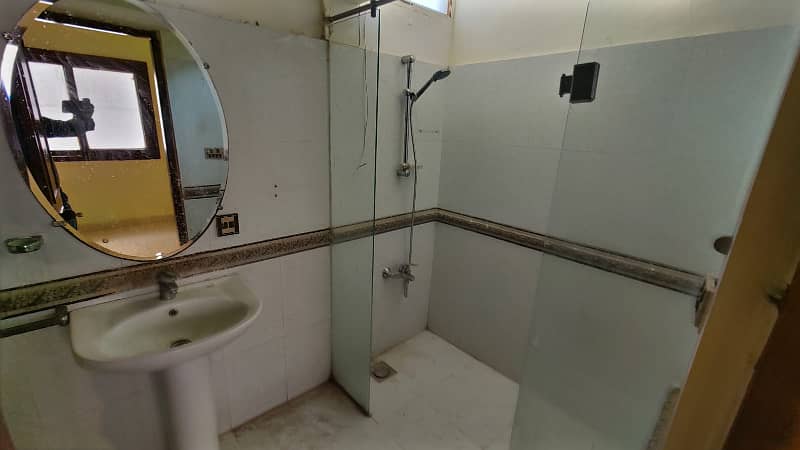 Renovated Bungalow for Rent in DHA Phase 5 Karachi 9