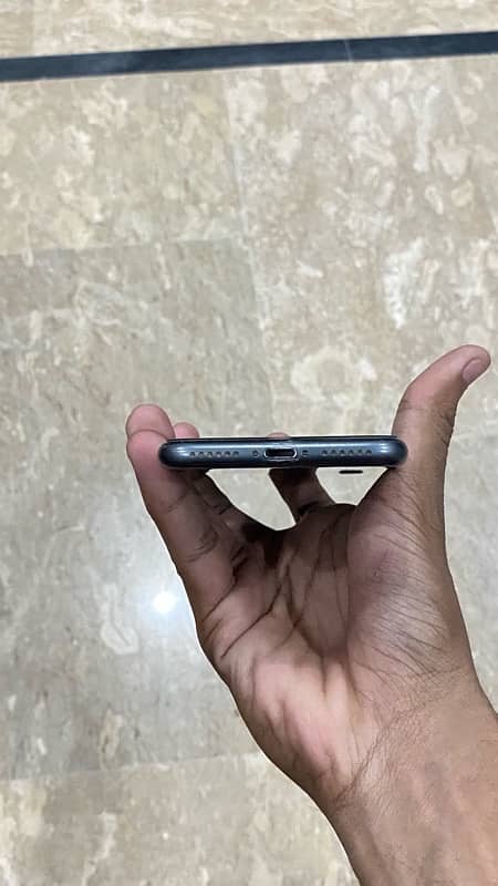 Iphone 8 64GB non pta fu 6