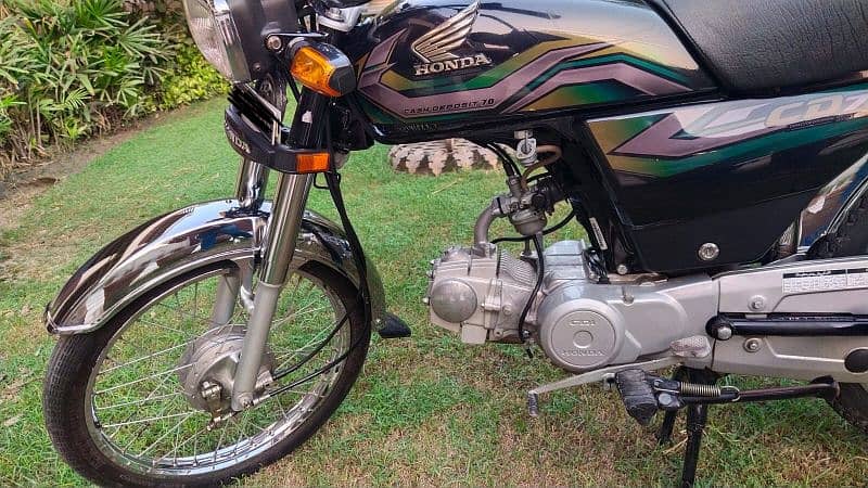 Honda CD 70 BLACK 2023 in Mint Condition 2