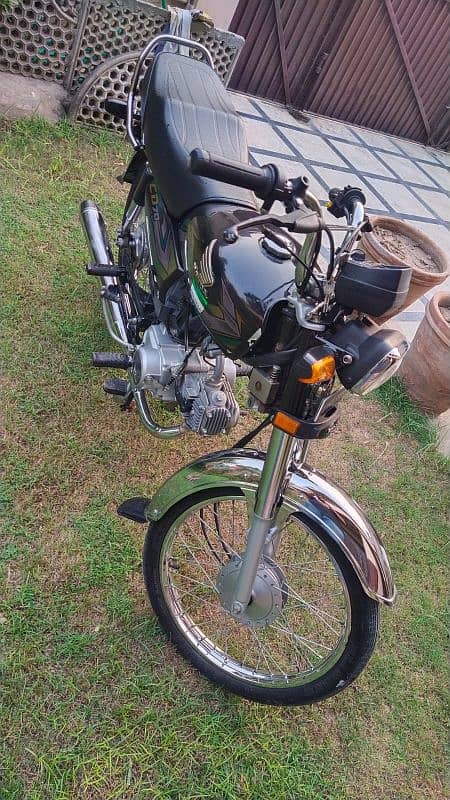 Honda CD 70 BLACK 2023 in Mint Condition 6