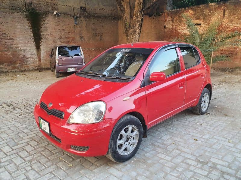 Toyota Vitz 2002 3