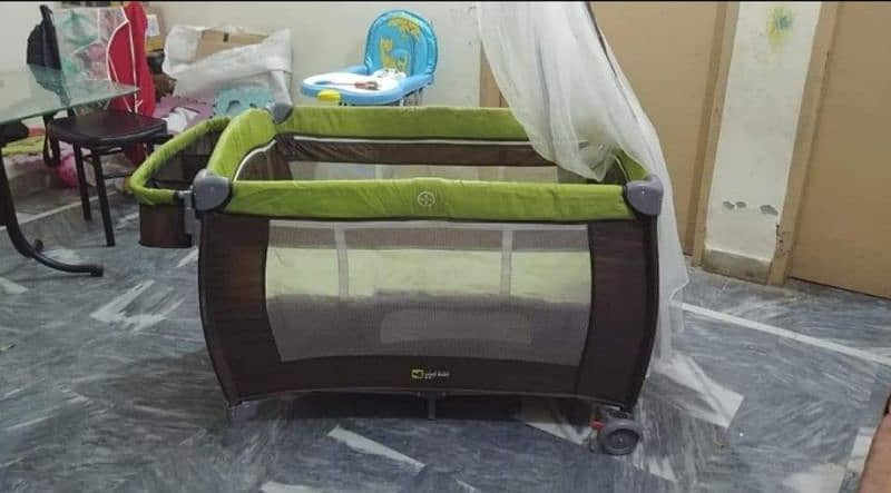 Baby cot and play pen/ baby foldable cot 5