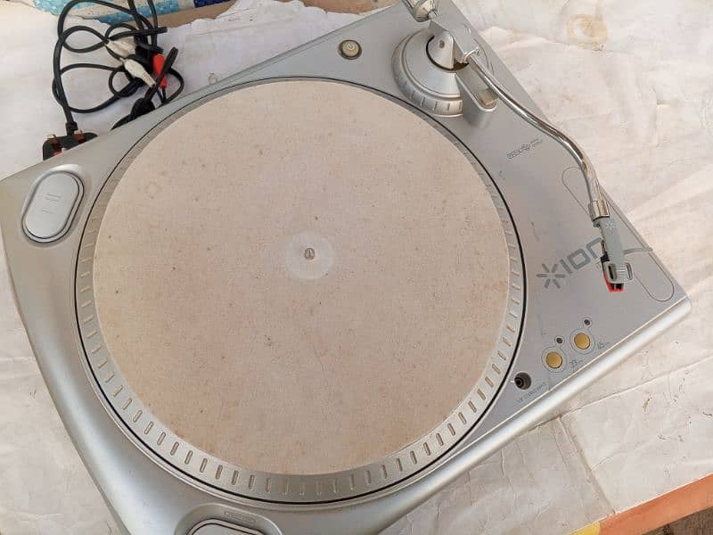 turntable. pre 3