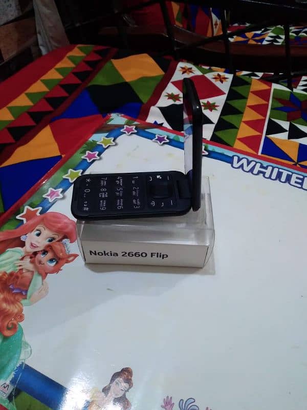 Nokia 2660 flip 8