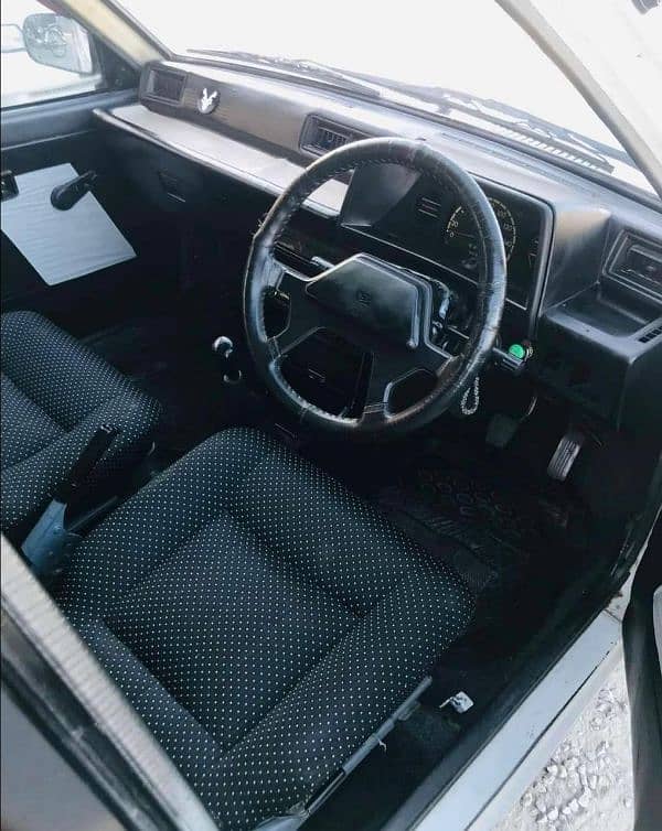 Daihatsu Charade 1988 6